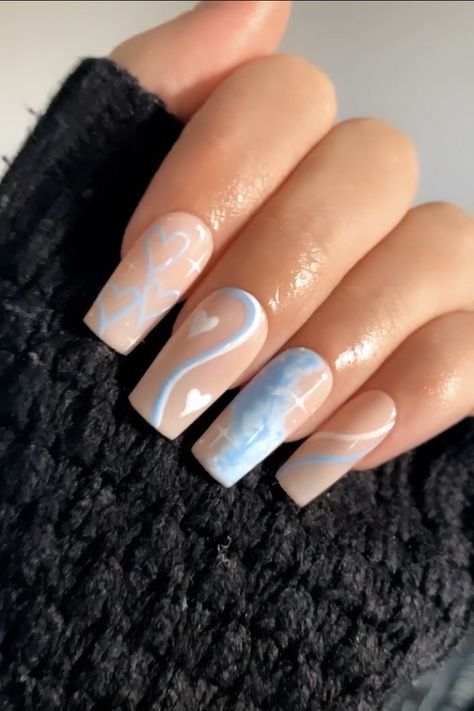 Ongles Baby Blue, Blue Toe Nails, Light Blue Nail Polish, Blue Stiletto Nails, Light Blue Nail Designs, Sky Blue Nails, Blue Nail Color, Blue And Silver Nails, Blue And White Nails