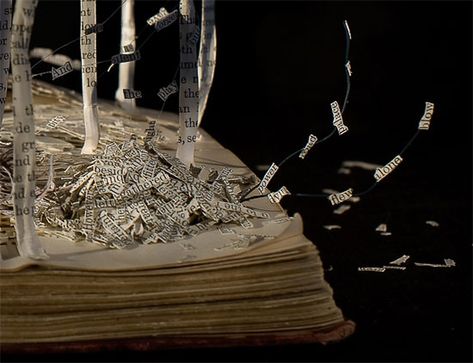 Su Blackwell, Uppercase Magazine, Book Sculpture, World Of Books, Christmas Window, Paper Sculpture, Contemporary Artists, Collage Art, Paper Art