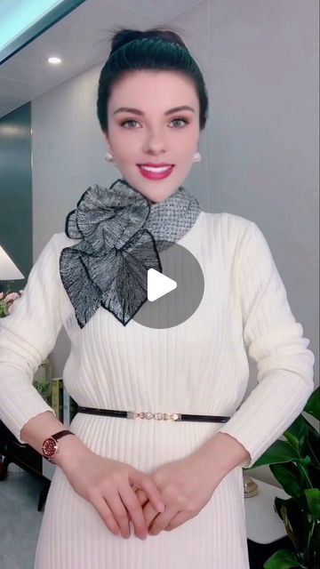 Diy Fashion Scarf, How To Fold Towels, January 4, How To Wear Scarves, Scarfs, Scarf Styles, Diy Fashion, Style Inspiration, My Style