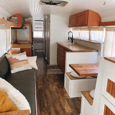 Scout & About: Family of 4's Debt-Free Off-Grid Skoolie Rig! Small Camper Layout, Small Camper Interior, Camper Home, Rv Style, Camper Reno, Rv Interior Remodel, Small Camper, Camper Interior Design, Window Shelf