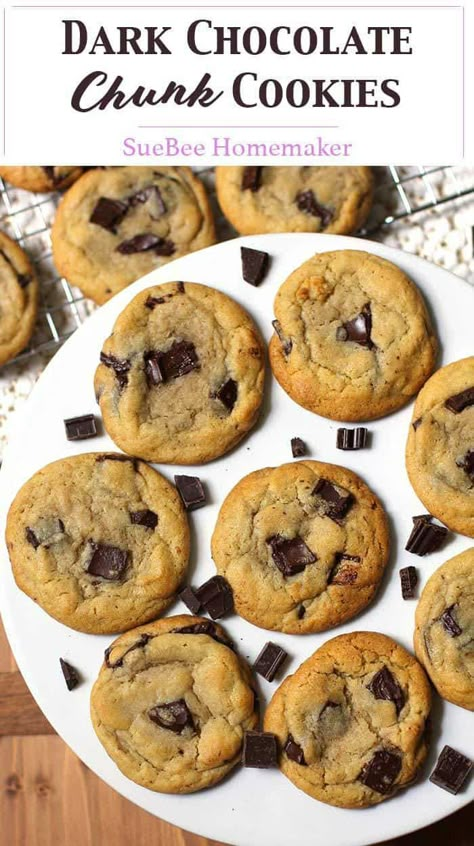 Dark Chocolate Chunk Cookies are the perfect soft and chewy cookie, using chopped dark chocolate and a secret ingredient - cornstarch! | suebeehomemaker.com | #darkchocolate #cookies #chocolatechunkcookies #dessert Homemaker Recipes, Oatmeal No Bake Cookies, Staple Recipes, Cookies For Breakfast, Recipes Using Cake Mix, Amazing Meals, Homemade Bread Recipes Easy, Dark Chocolate Cookies, Magic Number