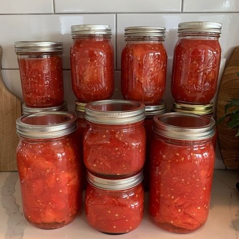 Oven Method For Canning, How To Can Tomatoes In The Oven, Canning Using The Oven, Oven Canned Tomatoes, Easy Canned Tomatoes, Oven Canning Tomatoes, Canning In The Oven, Amish Canning, Tomatoes Plant