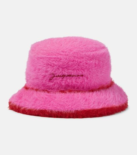 Le Bob Neve Faux Fur Bucket Hat in Pink - Jacquemus | Mytheresa Pink Bucket Hat, Fur Bucket, Faux Fur Bucket Hat, Fur Bucket Hat, Women Hats Fashion, Pink Hat, Logo Embroidery, Pink Fabric, French Fashion