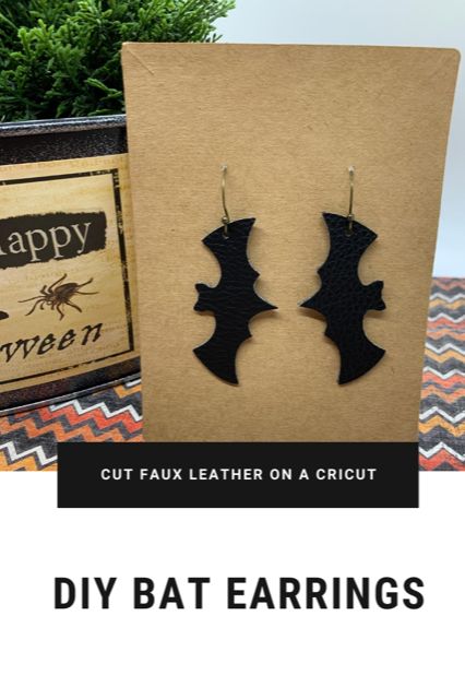 Halloween Earrings Diy, Cricut Project Ideas, Shirt Svgs, Halloween Svgs, Bat Svg, Fall Leather, Diy Leather Earrings, Leather Jewelry Diy, Bat Earrings