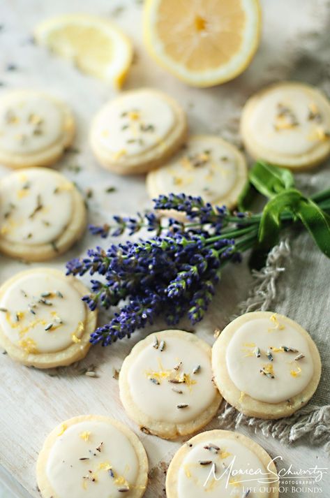 LEMON AND LAVENDER SHORTBREAD COOKIES | Life Out of Bounds August Desserts, Lavender Shortbread Cookies, Lavender Shortbread, Lavender Cookies, Baking Aesthetic, Lemon Shortbread Cookies, Shortbread Cookie Recipe, Lavender Lemon, Flower Cookies