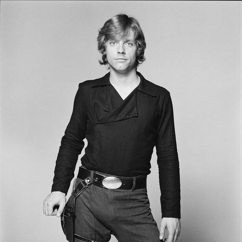 Mark Hamill Young, Mark Hamill Luke Skywalker, Star Wars Cast, Star Wars Luke, Star Wars Luke Skywalker, Star Wars 1977, Star Wars Trilogy, Mark Hamill, Star Wars Wallpaper