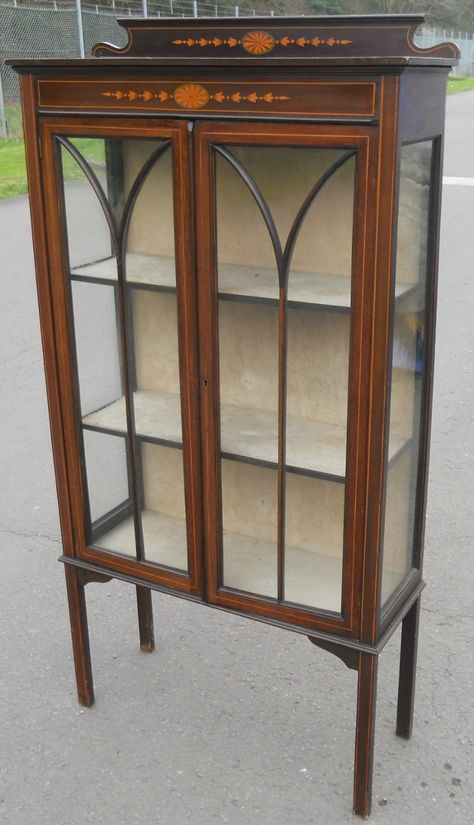 Edwardian Display Cabinet, Edwardian Cabinet, Christmas Table Decorations Centerpiece, Classic Furniture Living Room, Cocktail Cabinet, China Cabinets, Bakery Logo, Antique Cabinets, Curio Cabinet