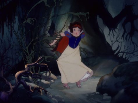 The scene of Snow White in the forest provided a lot of inspiration for my story. Snow White Forest, Snow White 1937, Sette Nani, Snow White Disney, White Forest, Snow White And The Seven Dwarfs, The Seven Dwarfs, Disney Classics