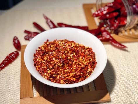 Pasta Toppings, Food Dehydrators, Masala Powder Recipe, Dried Chili Peppers, Red Chili Peppers, Food Chopper, Vanilla Paste, Red Chili Flakes, Powder Recipe