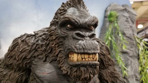 20180218_110259 King Kong And Godzilla, Kong And Godzilla, Scarlet Witch And Vision, Star Wars Science, King Kong Skull Island, Godzilla Toys, Diamond Comics, Big Toys, Kong Toys