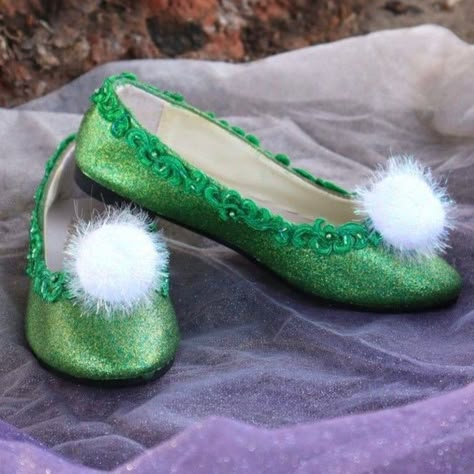 Tinker Bell Birthday Party Decorations, Tinker Bell Party Ideas, Tinker Bell Outfit, Tinker Bell Dress, Tinkerbell Shoes, Tinker Bell Cosplay, Bell Costume, Bell Shoes, 80s Disney