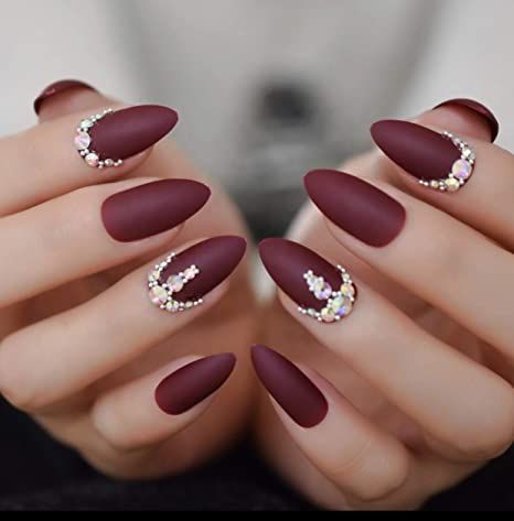 Burgundy Nail Designs, Stiletto Nail Art, Acrylic Nail Kit, Nails Design With Rhinestones, Her Nails, Color Nails, Burgundy Nails, Uv Nails, Winter Nail Designs