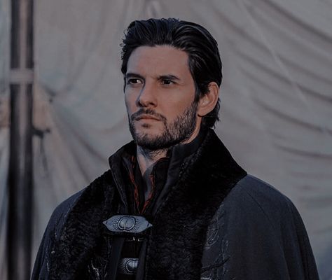 Fictional Character Crush, The Darkling, The Grisha Trilogy, High Cheekbones, Royal Aesthetic, Brown Hair Brown Eyes, Leigh Bardugo, Mary Shelley, Ben Barnes