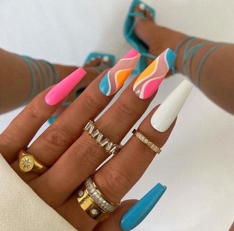 Tropical Vacation Nails 2024, Tropical Motifs, Peach Nails, Hot Pink Nails, Beachy Vibes, Cute Summer Nails, Manicure Nails, Vacation Nails, Acrylic Nails Coffin Short