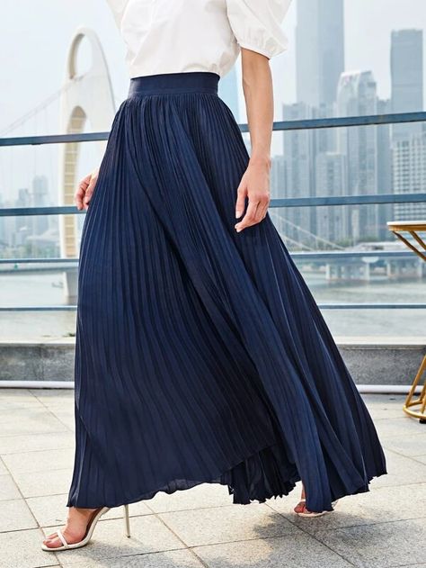 SHEIN Pleated Solid Skirt | SHEIN USA Navy Pleated Skirt Outfit, Formal Inspiration, Midi Skirts Style, Vintage England, Belted Wrap Dress, Solid Skirt, Women Bottoms, Maxi Skirt Outfits, Hippy Chic