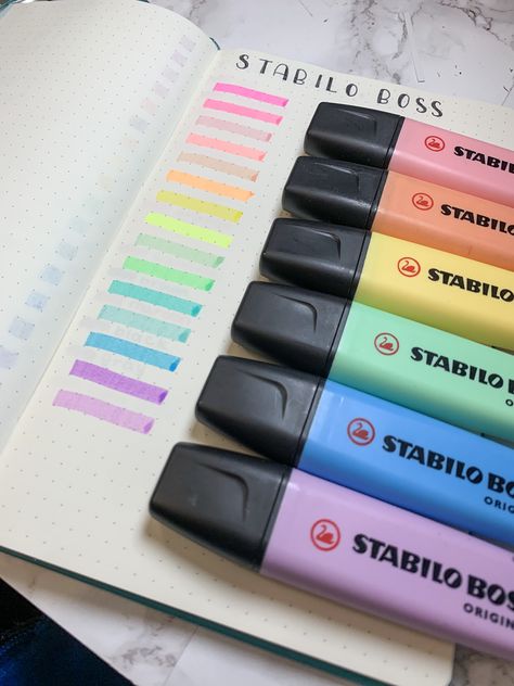 Highliters School, Stabilo Highlighters, Marker Swatches, Bujo Calligraphy, Highlighter Tips, Academic Comeback, Nice Notes, Highlighter Swatches, Pen Test