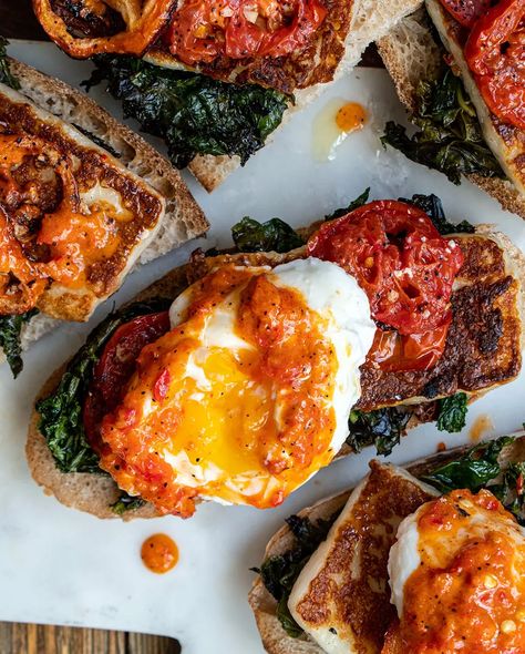 Mediterranean Breakfast, Cake Pizza, Pizza Sandwich, Pasta Food, Toasted Bread, Breakfast Toast, Savory Breakfast, Bread Cake, Toast Recipes