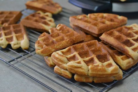 Maple Waffles Recipe, Maple Waffle Recipe, Maple Waffles, Cinnamon Waffles Recipe, King Arthur Gluten Free, Brunch Foods, Cinnamon Waffles, Allergy Recipes, Waffles Easy