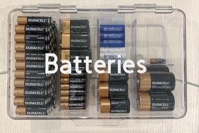 Battery Organization Storage, Batteries Organization, Organizing Batteries, Battery Organization, Baby Shadow Box, Organization Decor, Home Organisation, Organize Declutter, Battery Storage