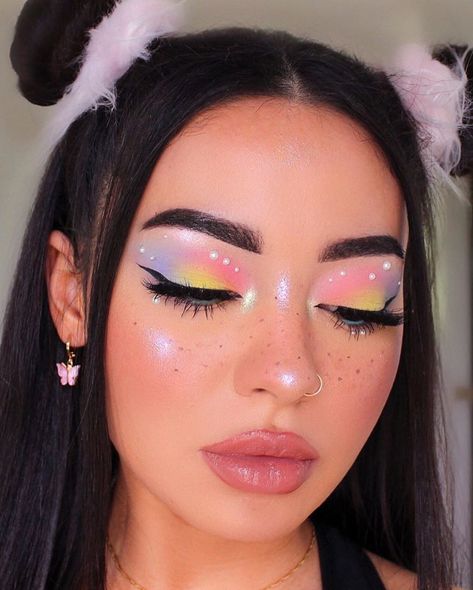 Chvker Jewelry 💞 on Instagram: “This eyeshadow is everything 💖🌈✨ @maryliascott in our blush butterfly earrings 🦋 Shop 30% off with code MEMORIAL through 5/26 💎” Rainbow Makeup Looks, Edc Makeup, Dreamy Butterfly, Faux Freckles, Bold Makeup Looks, Glitter Eyeshadow Palette, Rave Makeup, Rainbow Makeup, Unique Makeup