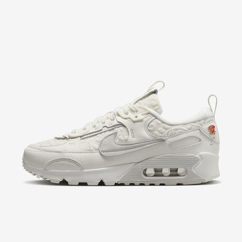 Nike Air Max 90 Futura Women's Shoes Nike Air Max 90 Futura, Air Max 90 Futura, Celebrate Yourself, Flats Outfit, 90s Looks, Heritage Fashion, Floral Jacquard, Women Lifestyle, Jacquard Knit