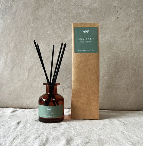 DAY 8 🌿 Reed Diffusers Our reed diffusers are great if you're wanting long lasting, low maintenance home fragrance. Make sure you flip your reeds every few days to keep the scent fresh! You can also purchase our refills in either 100ml or 500ml bottles so you're reed diffusers are always topped up! #reeddiffuser #reeddiffusers #homefragrance #love #instagood #summer #ecofriendly #zerowaste #sustainable #sustainability #eco #sustainableliving #handmade #plasticfree #gogreen #nature #envir... Black Pepper Essential Oil, Tomato Vine, Summer Scent, Reed Diffusers, Natural Fibre, Brown Box, Fresh Fragrances, Floral Scent, Tea Leaves