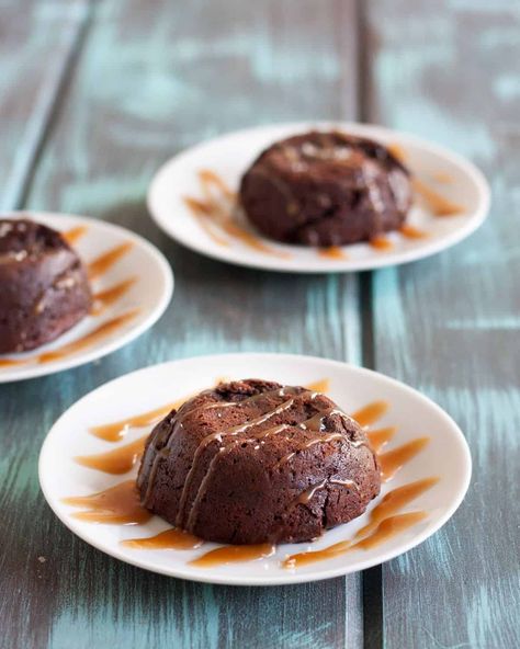 Salted Caramel Chocolate Lava Cake Caramel Lava Cake, Small Batch Desserts, Carmel Chocolate, Banana Bread Pancakes, Molten Cake, Molten Chocolate Lava Cake, Lava Cake Recipes, Molten Lava Cakes, Peanut Butter Sauce