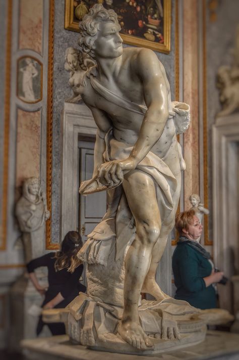 El David de Bernini, Villa Borghese (Roma - Italy) Bernini David, Villa Borghese, Roma Italy, David And Goliath, Greek Statue, Villa, Angel, Statue, Internet