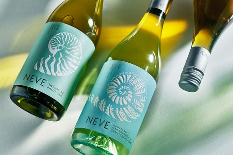 New Zealand Wine, Wine Varietals, Fern Frond, Pinot Gris, Maori Art, Nautilus Shell, Silver Fern, Spiral Shape, Graphic Design Packaging