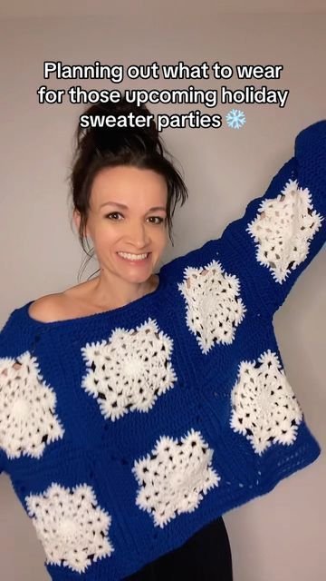 Snowflake Granny Square, Holiday Sweater Party, Granny Square Poncho, Granny Square Pattern Free, Knitting Projects Free, Yarn Clothes, Square Sweater, Granny Square Sweater, Granny Square Pattern