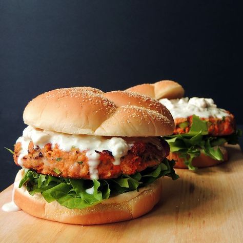 Buffalo chicken wings and burgers collide in this mouth watering Buffalo Chicken Burger, with the bonus of no messy fingers! From www.bobbiskozykitchen.com Buffalo Turkey Burgers, Chicken Burger Recipe, Buffalo Chicken Burgers, Chicken Buffalo, Parsley Leaves, Kaiser Rolls, Chicken Burgers Recipe, Blue Cheese Sauce, Cheese Sauce Recipe