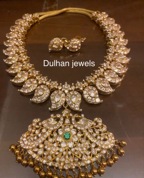 Jewellery Polki Mango Haram, Kundan Mango Haram Designs, Gold Mango Haram Designs, Mango Mala Jewellery Gold, Diamond Mango Haram, Mango Haram Designs, Mango Mala Jewellery, Diamond Neckalce, Mango Haram