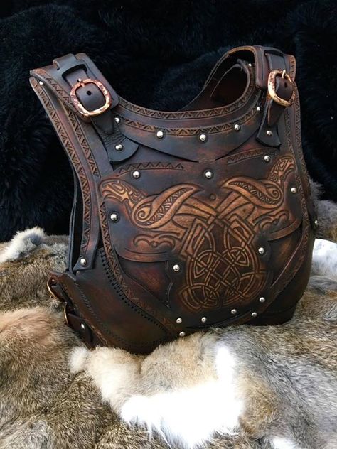 Studded Leather Armor Male, Leather Chest Plate, Viking Leather Armor, Leather Armour, Viking Armor, Armor Clothing, Viking Costume, Larp Armor, Female Armor