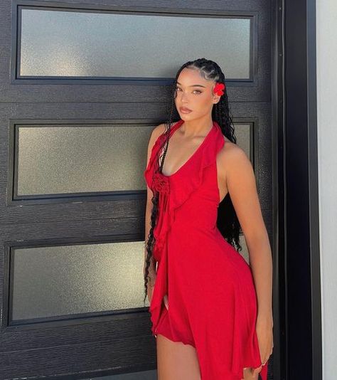 Red Summer Outfits Black Women, Kenyan Aesthetic, Formal Dresses Ball Gowns, Formal Dresses Ball, Red Homecoming Dress, Red Formal Dresses, Red Summer Dresses, Red Homecoming Dresses, A Night To Remember