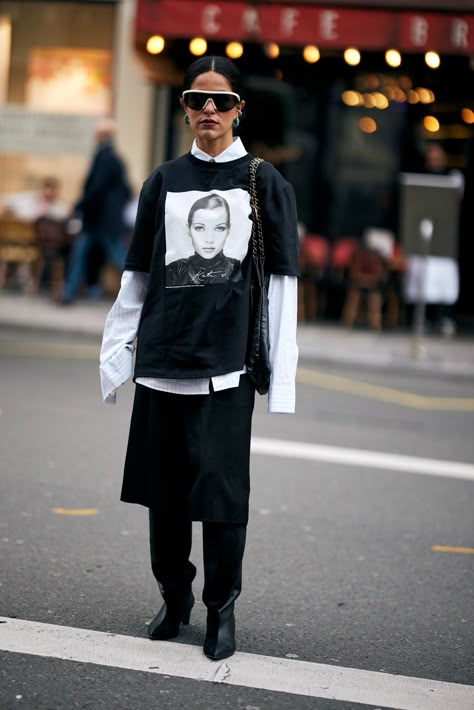 Paris Fall 2024 Street Style Looks to Inspire Your Next Outfit - FASHION Magazine Layering Outfits Street Style, Shirt Layering Outfit, Fashion Week Street Style Outfits, Dyke Fashion, Berlin Fashion Street, 2024 Street Style, Walking Outfits, Stylist Outfit, Fashion Week Outfit