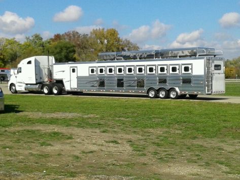 get ready to hit the road bro, i just found a trailer that can fit the whole horse barn! Luxury Horse, Horse Trailer Living Quarters, Homesteading Animals, Livestock Trailers, Stock Trailer, Custom Trailers, Trailer Living, Big Horses, Rodeo Life