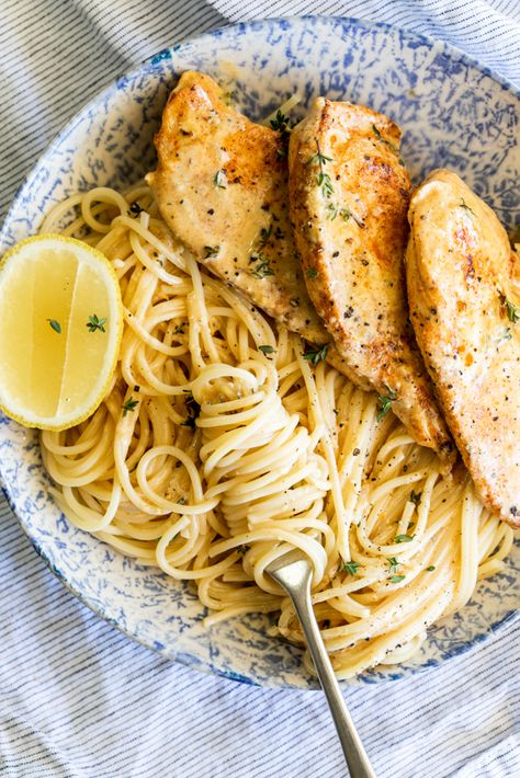 Chicken Pasta Creamy, Easy Chicken Alfredo Pasta, Creamy Lemon Chicken Pasta, Simple Chicken Alfredo Recipe, Easy Chicken Alfredo, Pasta Creamy, Lemon Chicken Pasta, Creamy Lemon Chicken, Creamy Chicken Pasta