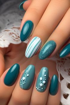 Blue Fingernails Designs, Teal Blue Nails Designs, Teal Nails With Design, Teal French Tip Nails, Teal Nail Art, Summer Nails Square, Teal Nail Designs, Cruise Nails, Gel Nail Removal