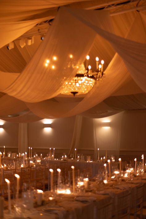 Fabric draping and candles for your winter wedding marquee reception at Iscoyd Park by Emmylou Kelly Photography Iscoyd Park Wedding, Night Winter Wedding, Draping Wedding Reception, Wedding Arab, Rooftop Wedding Reception, Marquee Reception, Marquee Wedding Decoration, Park Wedding Reception, Iscoyd Park