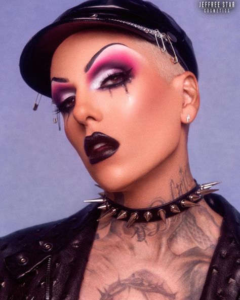 Jeffree Star Instagram, Best Drag Queens, Cute Eyeshadow Looks, Makeup News, Black Lipstick, Star Black, Black Makeup, Jeffree Star Cosmetics, Beauty Bay