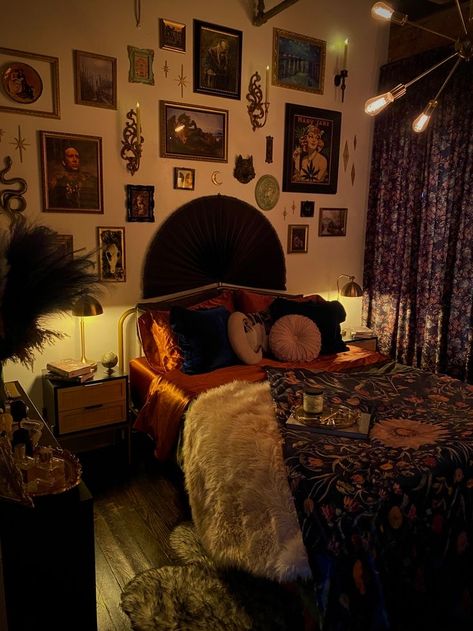 Whimsical Goth Bedroom Aesthetic, Hippy Minimalist Bedroom, Moody 70s Bedroom, Medieval Gothic Bedroom, Grunge Apartment Bedroom, Gothic Style Bedroom Ideas, Dark Whimsigoth Bedroom, Moody Electric Bedroom, Draped Fabric On Wall