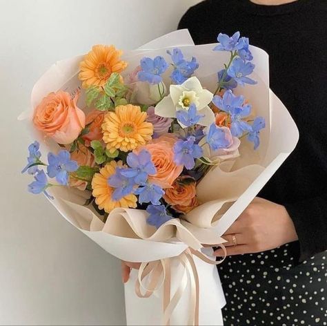 Flower Boquet, 귀여운 음식 그림, Astuces Diy, Boquette Flowers, Flowers Bouquet Gift, Nothing But Flowers, Flower Therapy, Beautiful Bouquet Of Flowers, Luxury Flowers