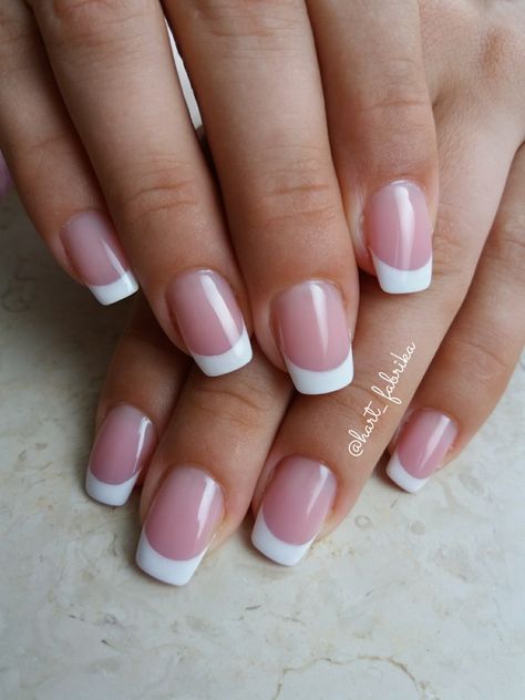 French manicure.Gel nails. French Manicure Squoval, French Manicure Couleur, Manicure Gel Nails, French Manicure Gel Nails, French Manicure Gel, French Tip Gel, Nice Hands, French Tip Gel Nails, Nails Rose