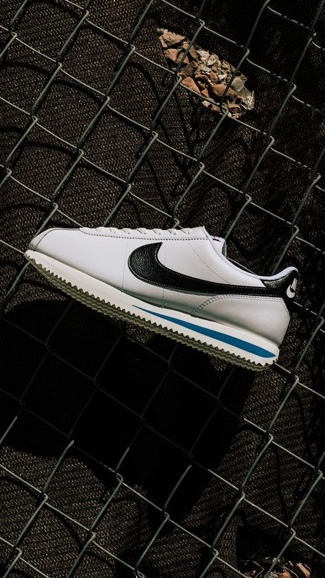 The Nike Cortez returns in a 'White Black' colorway with accents of photo blue on the classic design–releasing this Thursday, 2/9. Enter the draw now: https://feature.com/products/nike-cortez-23-white-black-light-photon-blue Black Nike Cortez Outfit, Nike Cortez Black Outfit Men, Nike Cortez Black And White, Nike Shoes Cortez, Nike Cortez Black, Sneakers Photography, Nike Cortez White, Nike Cortez Leather, Nike Poster