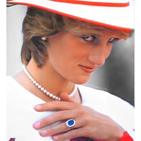 Engaged Rings, Princess Diana Engagement Ring, Diana Engagement Ring, Princess Diana Ring, Diana Ring, Princess Diana Pictures, Prinz Harry, Diana Queen, Princes Diana