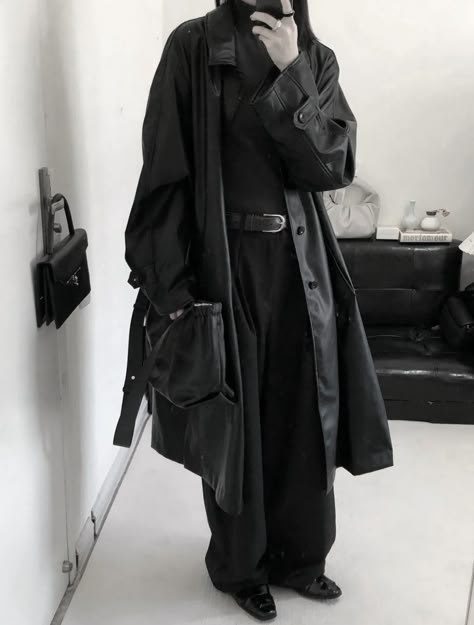 Mori Fashion Men, Alt Prom Outfits Masc, Ravencore Outfit, Trad Goth Men Outfits, Male Gothic Outfits, Corp Goth Men, Mens Dark Fashion, Cryptidcore Aesthetic Outfits, Goth Men Outfits