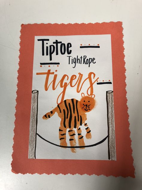 Toddler Circus Crafts, Circus Theme Crafts Toddlers, Circus Animals Crafts Preschool, Circus Art For Toddlers, Carnival Crafts For Toddlers, Circus Art For Infants, Circus Tiger, Circus Infant Art, Circus Activities For Toddlers