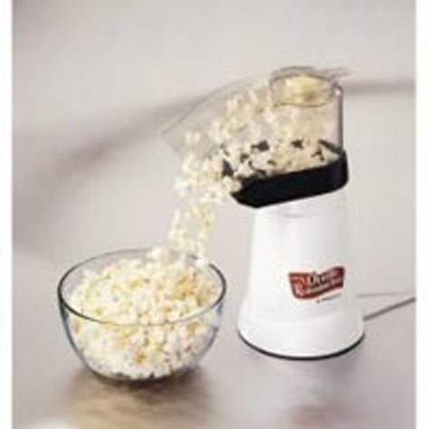 Spritz air popped corn with olive oil to get salt to stick. Air Pop, Air Popcorn Maker, Air Popper, Popcorn Seasoning, Air Popped Popcorn, Sprinkle Salt, Popcorn Popper, Popcorn Machine, Pop Popcorn