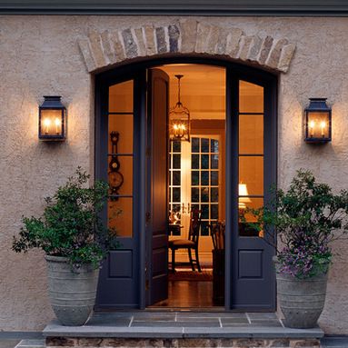 Entrance Design Ideas, Photos, Makeovers and Decor Front Porch Lighting, Exterior Lights, Outdoor Wall Mounted Lighting, Exterior Light Fixtures, Black Outdoor Wall Lights, Farmhouse Front Porches, Look Retro, Front Entrance, Outdoor Light Fixtures