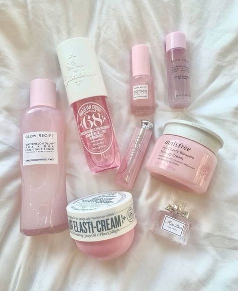 Body Hydrating Cream, Fairy Makeup, Love Your Skin, Best Moisturizer, How To Exfoliate Skin, Perfect Pink, Tone It Up, Skin Care Essentials, Skin Tightening